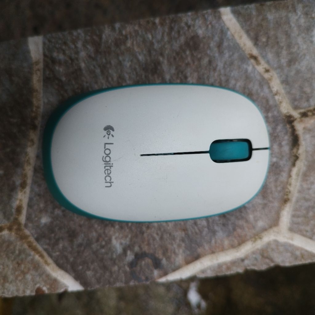 Mouse Logitech Wireless M212 Second Original