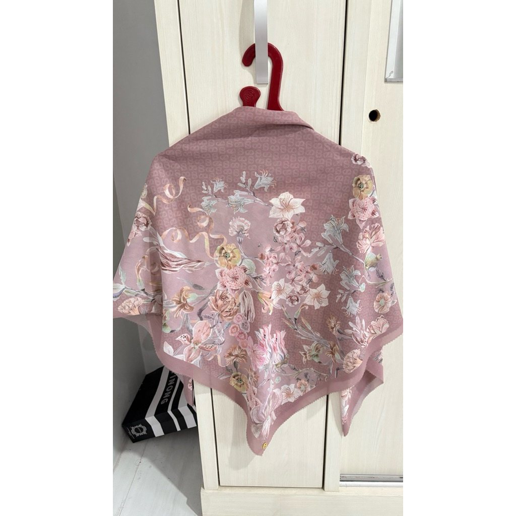 preloved hijab buttonscarves ori farra series warna cactail