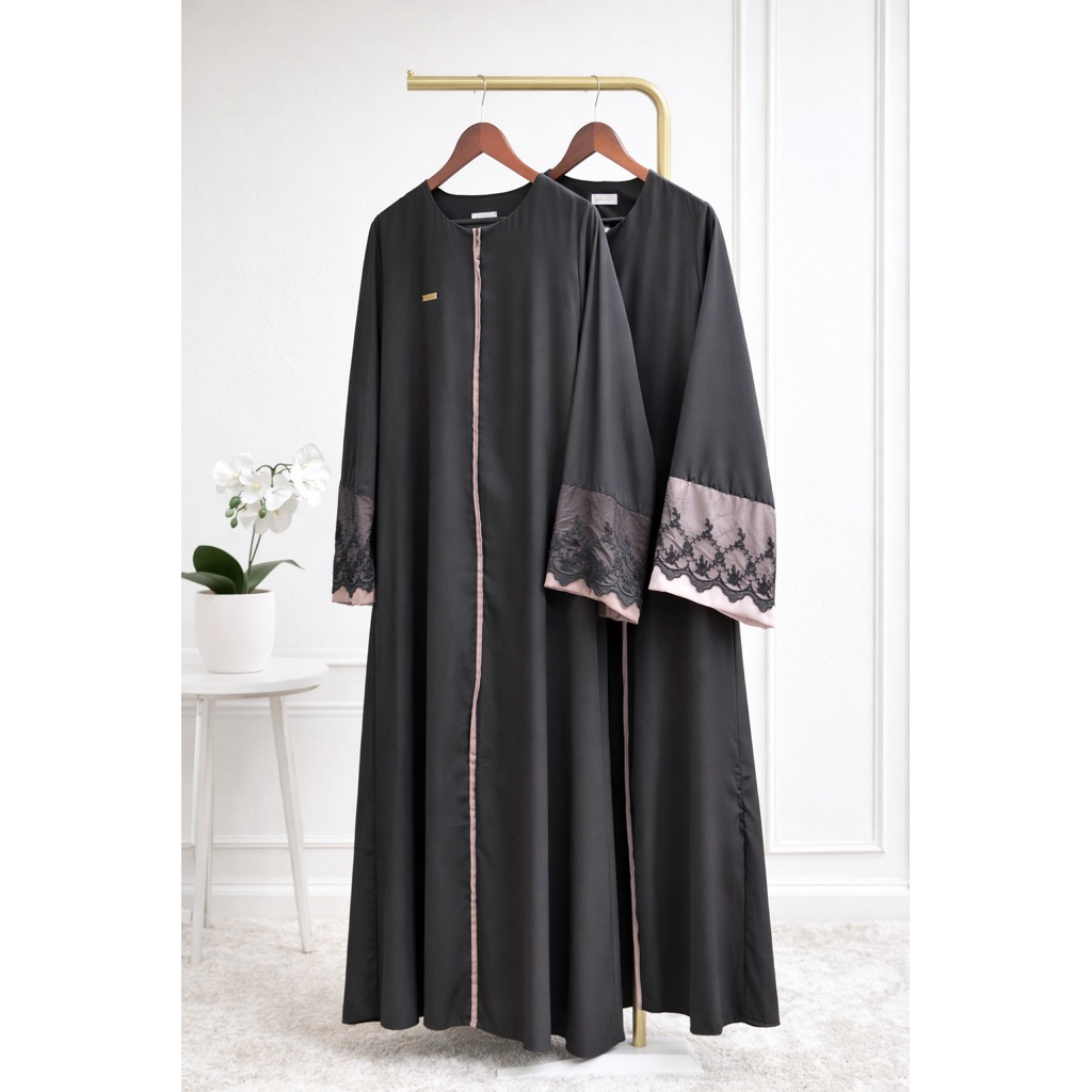 Ranisha abaya by iyaluna