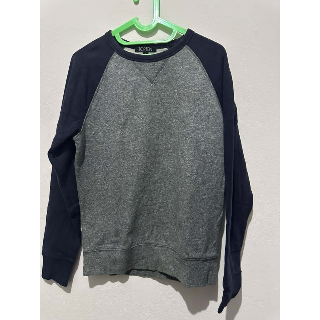 Crewneck Topten (BARANG BEKAS/SECOND)
