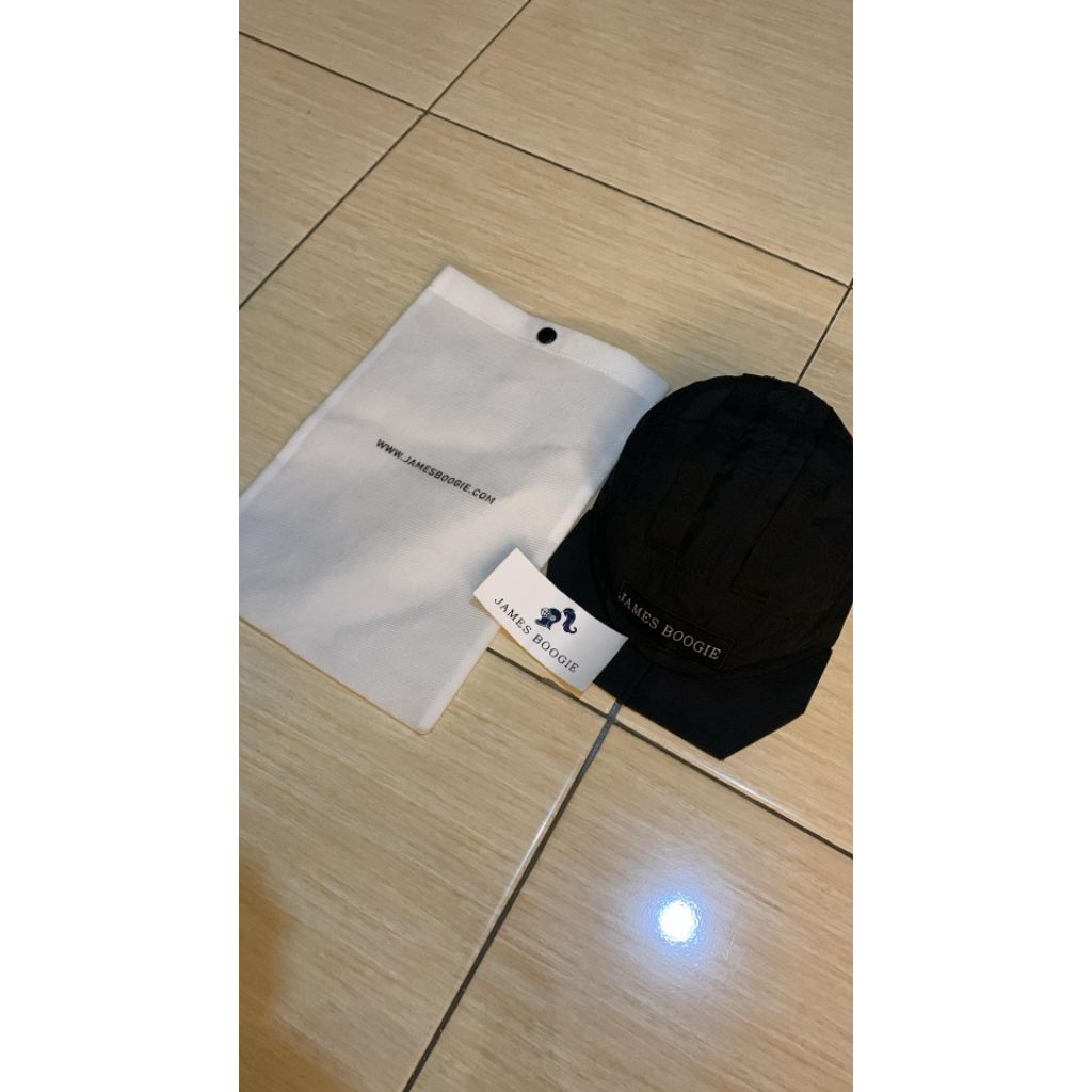 CAPS JAMES BOOGIE