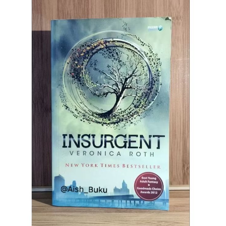 Insurgent-Veronica Roth
