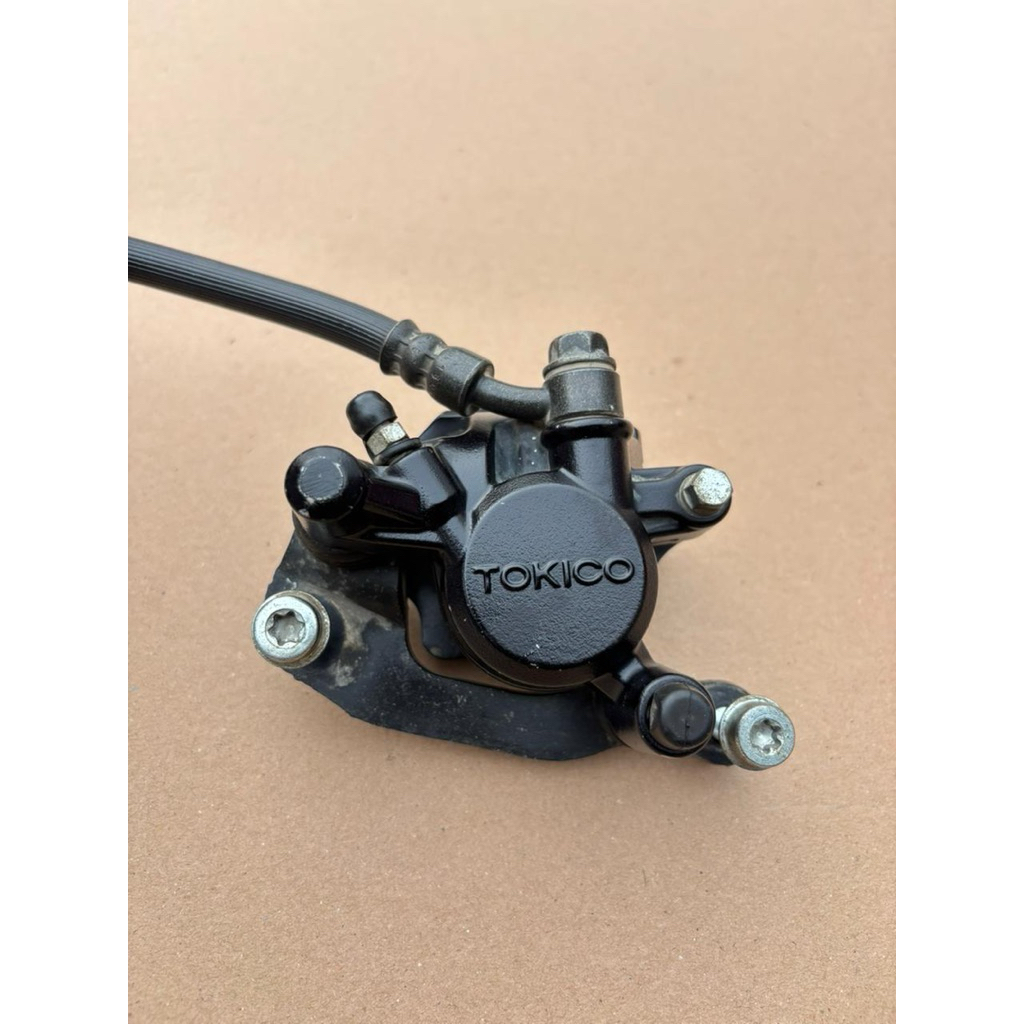 Kaliper Rem Cakram Depan Genio Vario 125 150 New Tokico Original