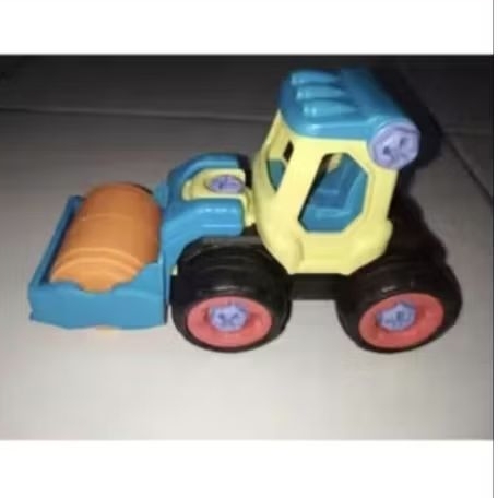 Preloved Mobil -mobilan anak 98% mulus