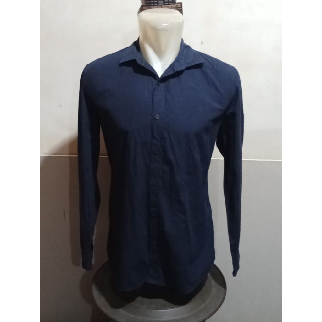 Kemeja Panjang Cowok Garis F2F Size M