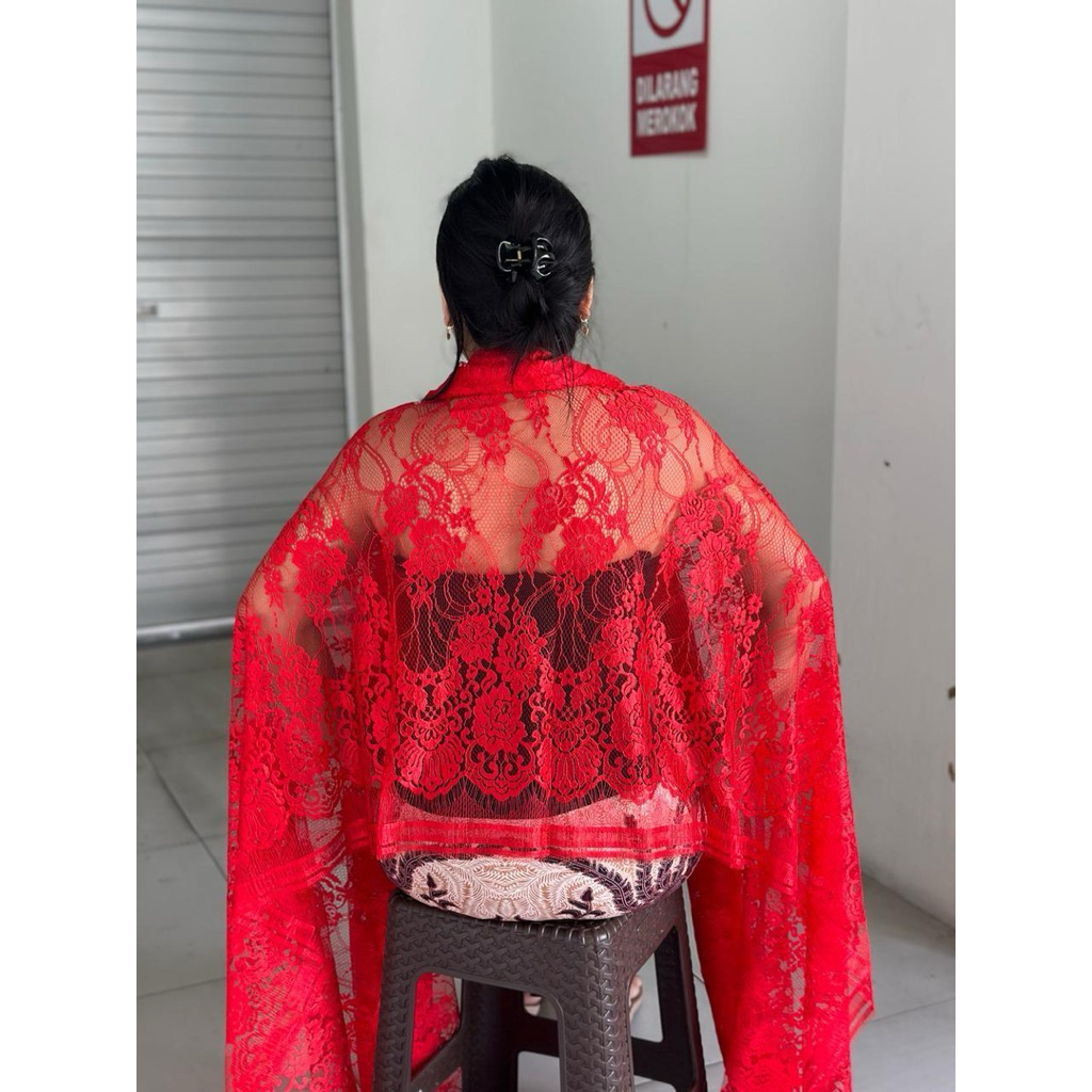 KAIN  BROKAT METALIC GLOSSY MUAT 2 KEBAYA