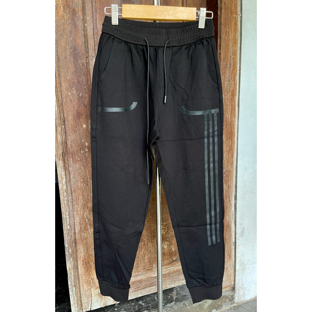 preloved celana training pria