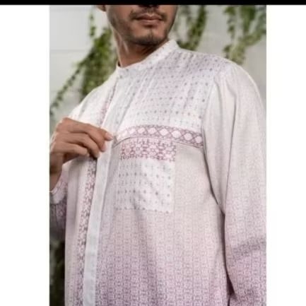 KOKO WEARING KLAMBY AMERTHA