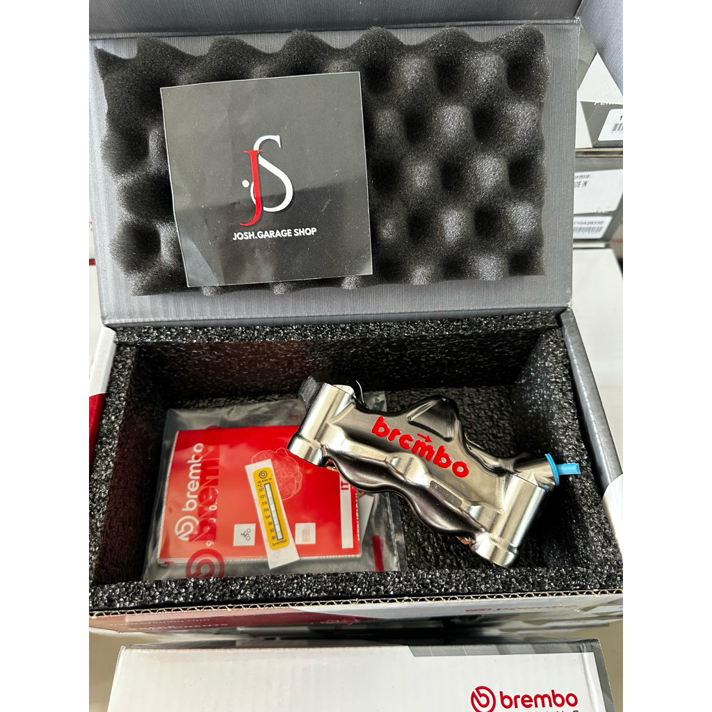 Kaliper Radial Brembo GP4RX pitch 100 kanan original brembo Italy