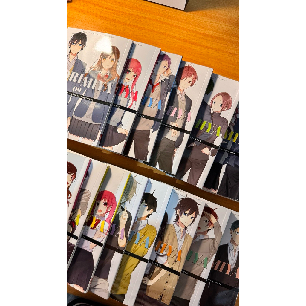 komik HORIMIYA vol 1-16 (kecuali 15) [PRELOVED]