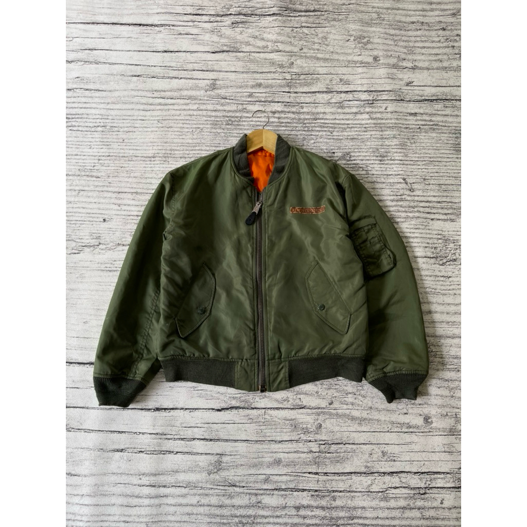 avirex bomber vintage big logo