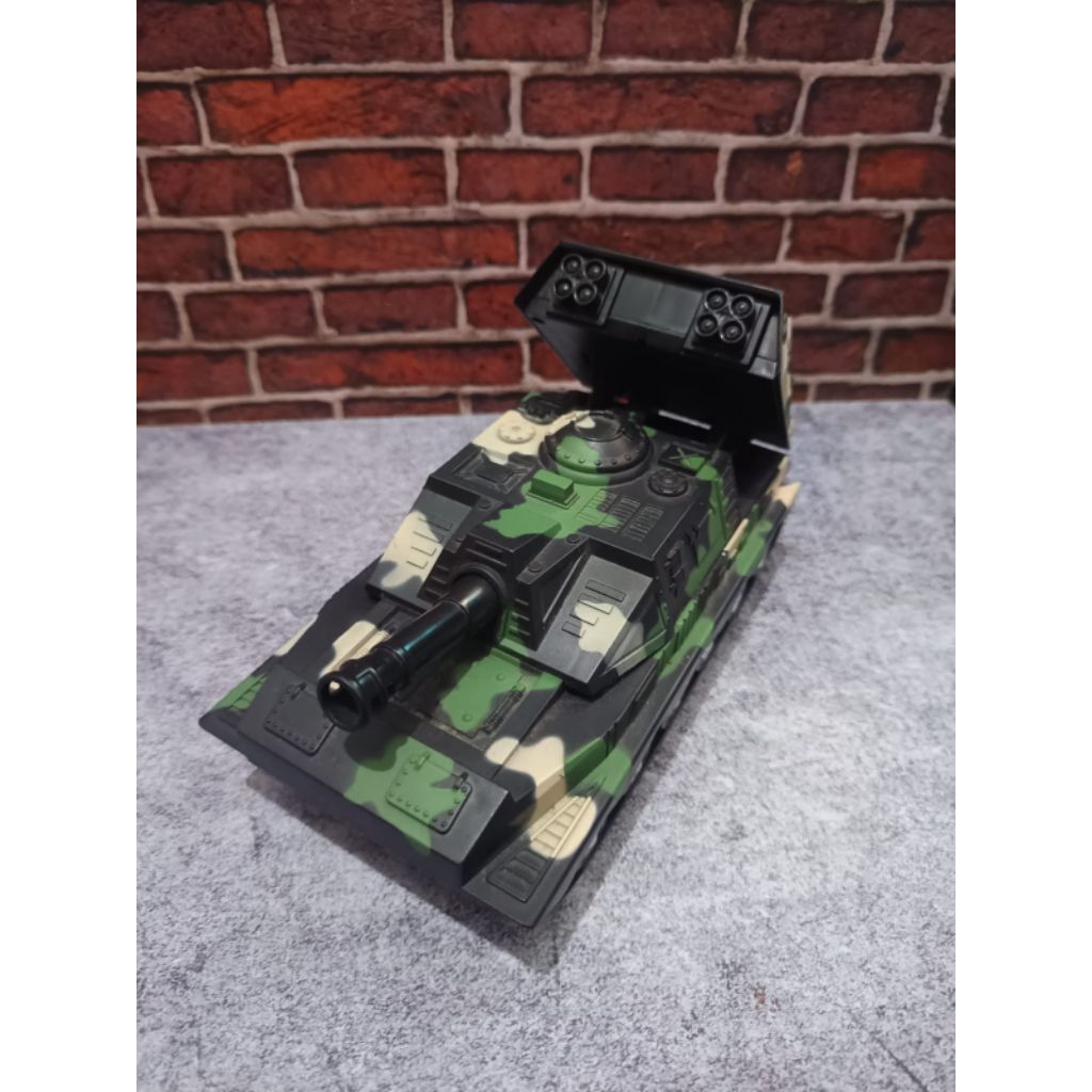 Mainan Anak Tank military besar mainan