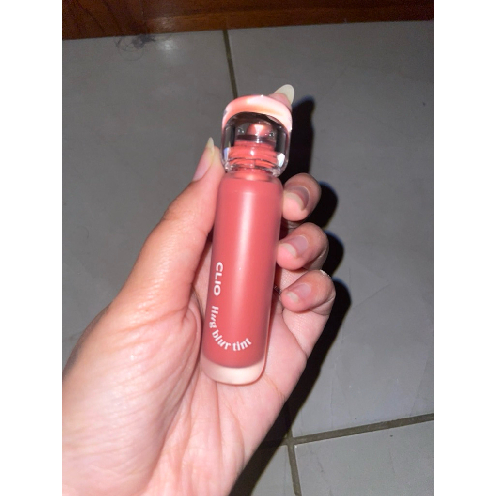 Clio Hug Blur Tint