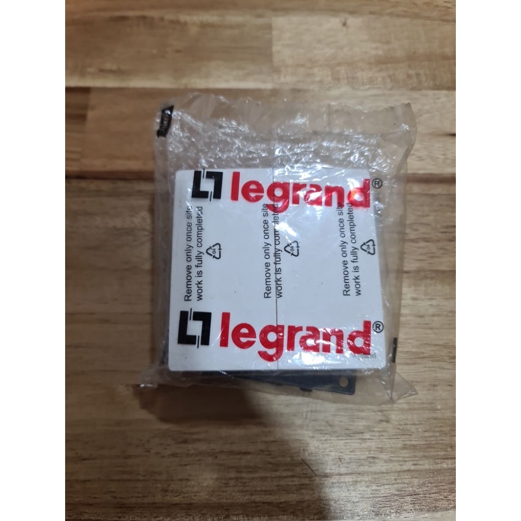 LEGRAND SAKLAR 2 GANG MALLIA SENSES