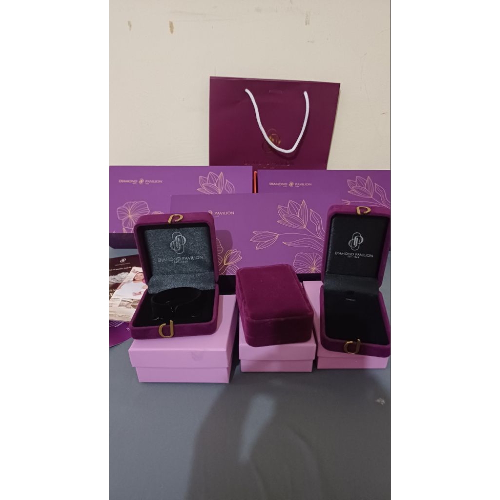 Box diamond pavilion