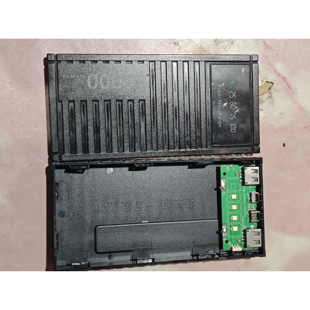 Casing dan mesin powerbank