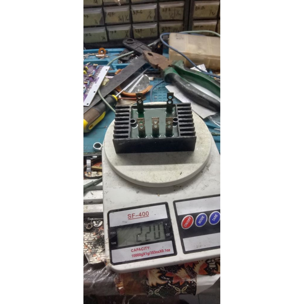 DIODA / SILIKON GENSET 3 PHASA 40 A SECOND