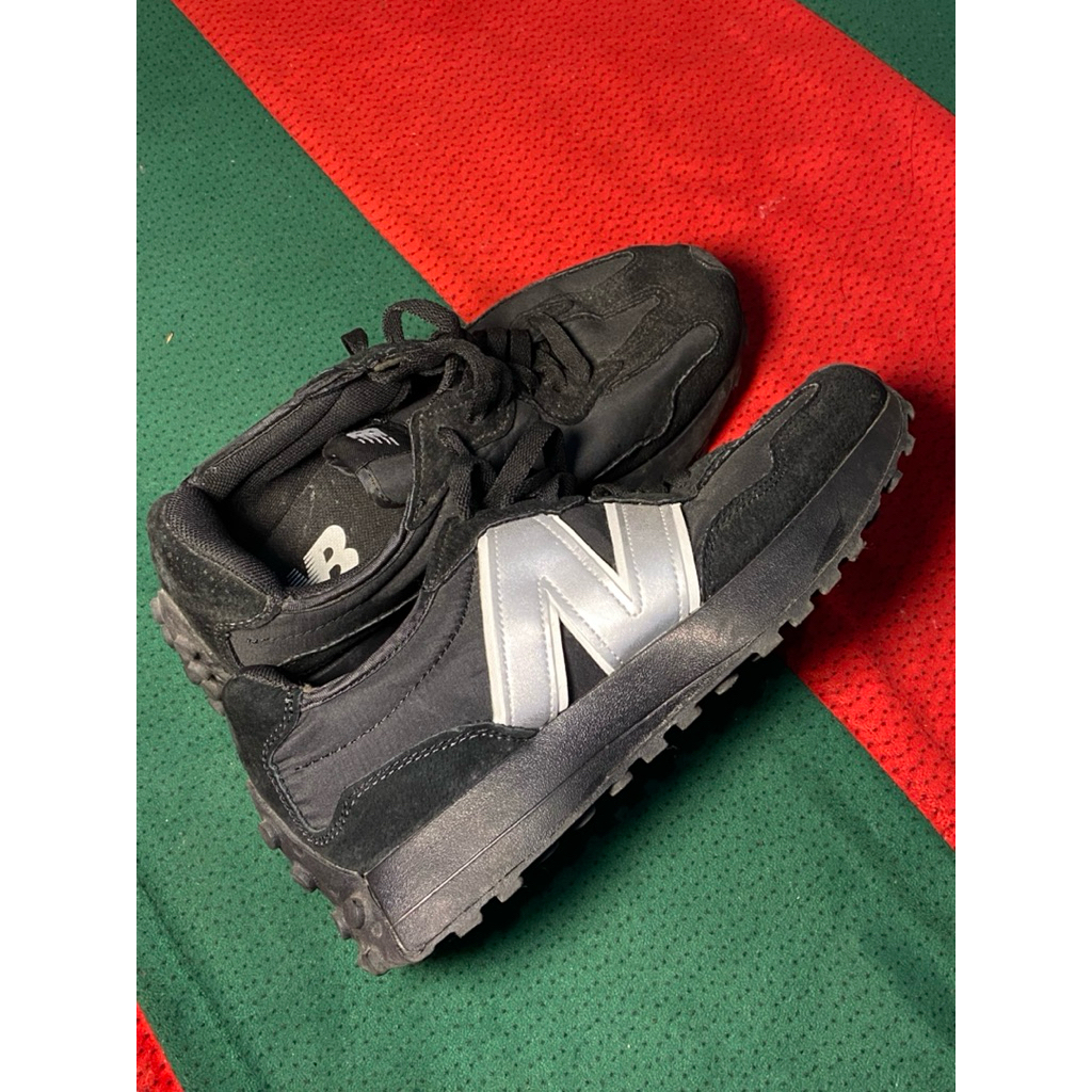 Preloved new balance 327 original