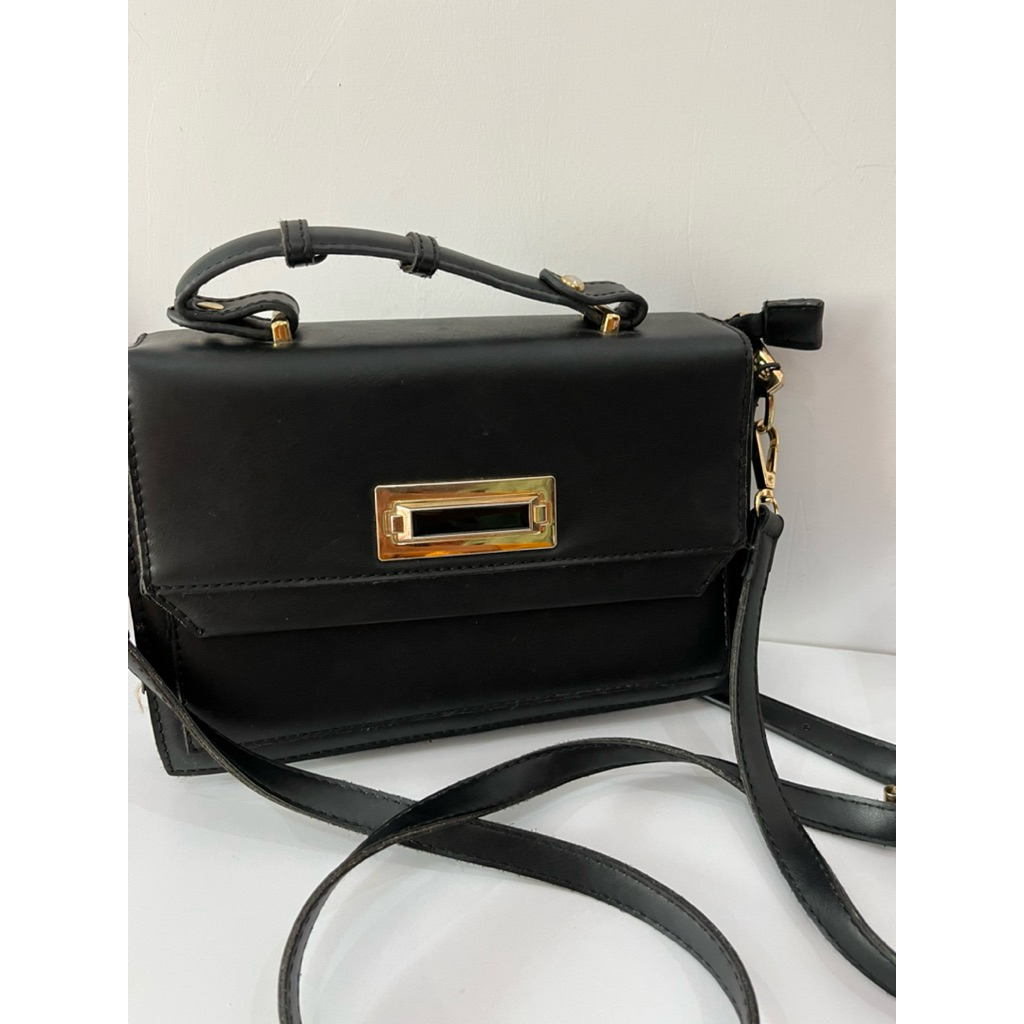 Emsio Tas Wanita Hitam