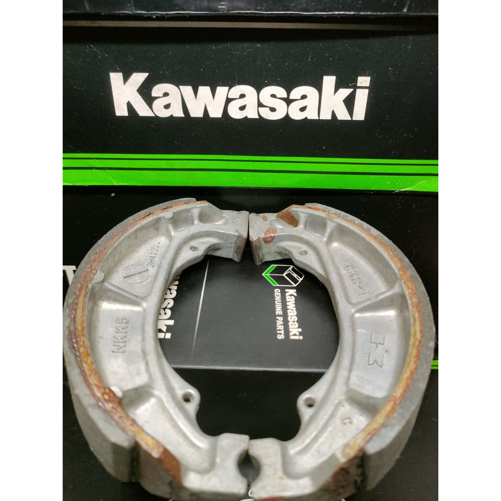 41048-1076SHOE-BRAKENINJA C - KAMPAS REM TROMOL BELAKANG -KAWASAKI ORIGINAL SPAREPARTS