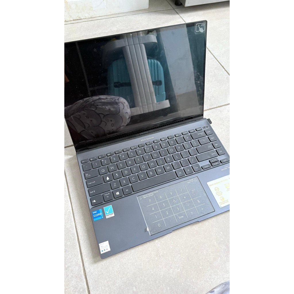 ASUS Zenbook 14X OLED