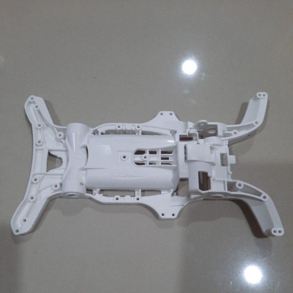 Chassis AR Putih Ori Tamiya Chassis AR ABS Putih Ori