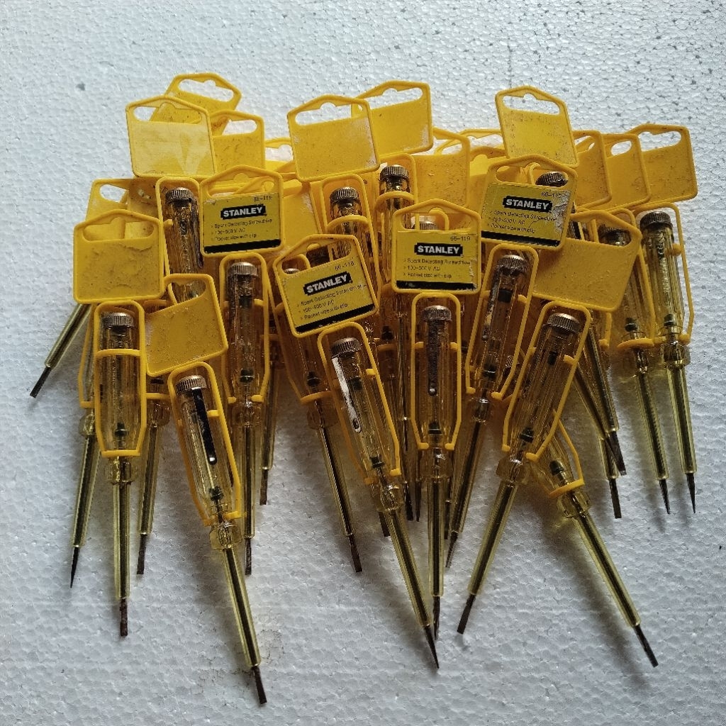 obral obeng tespen Stanley 66-119 100V-500V stok Lama