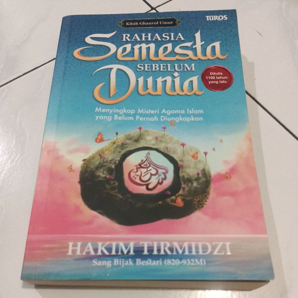 buku rahasia semesta sebelum dunia