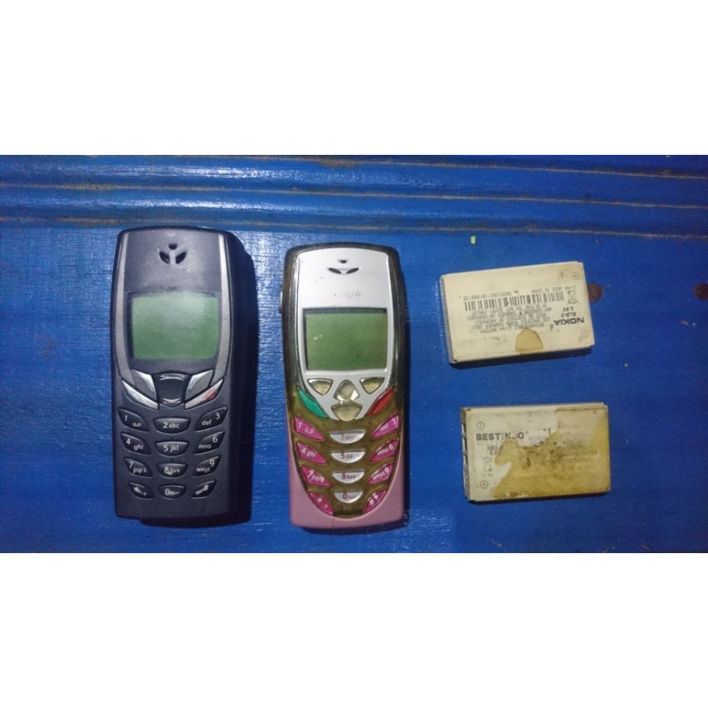 Nokia 8310 & Nokia 6510