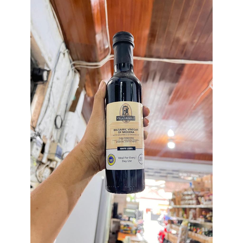 Balsamic Vinegar Villa Grimelli / Balsamic Vinegar of Modena Villa Grimelli / Cuka Balsamic Villa Gr
