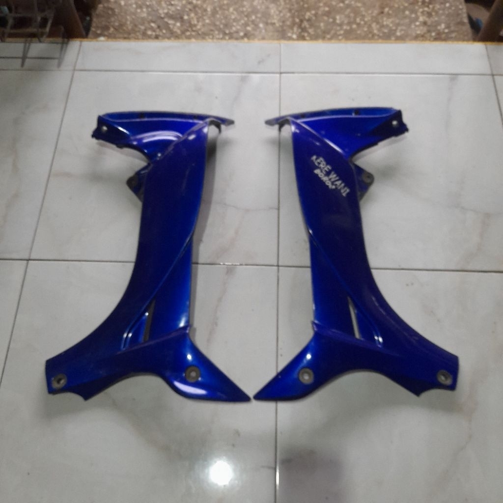 CEK KETERANGAN , COVER SAYAP DALAM BIRU KANAN KIRI JUPITER Z 2005 - 2009 , KONDISI BEKAS ORIGINAL