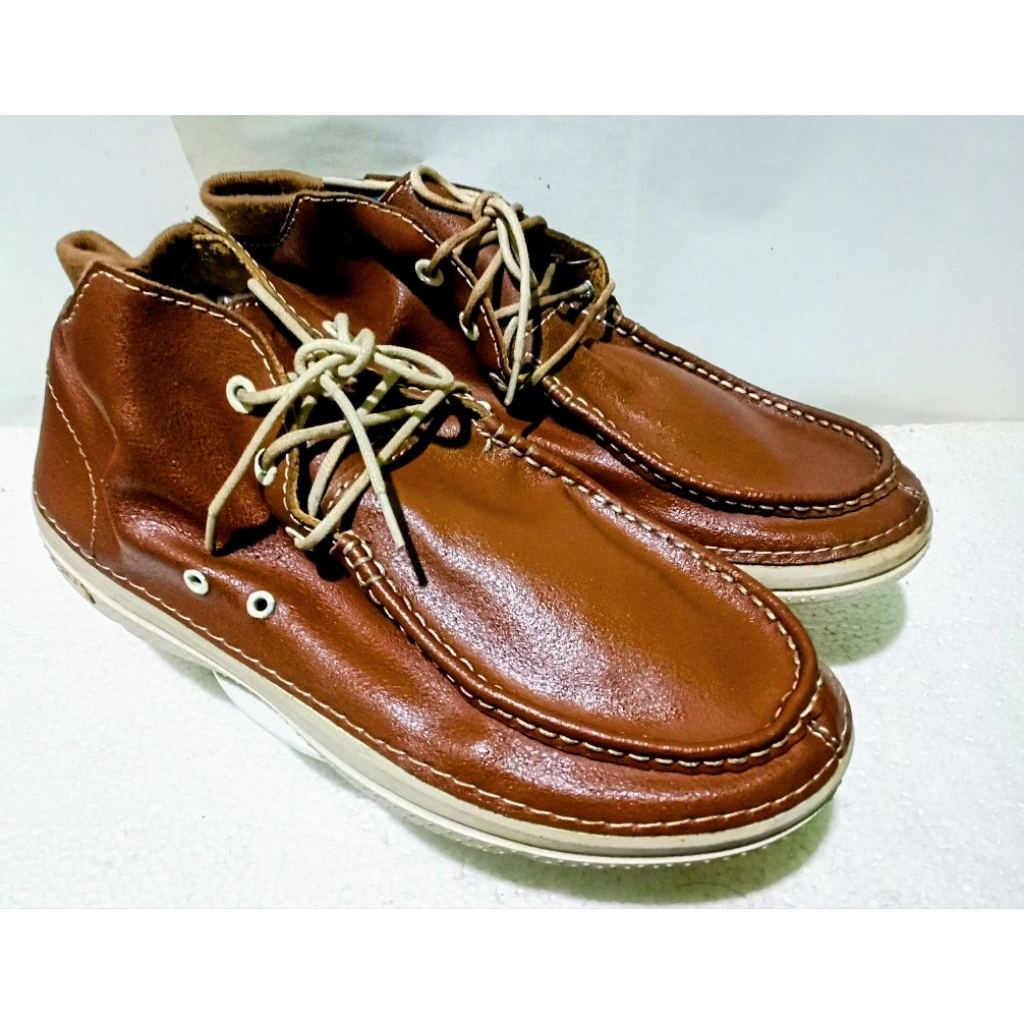 Crocs - Sepatu Pria Elegan Trend Keren Kekinian Casual Kulit Import Original