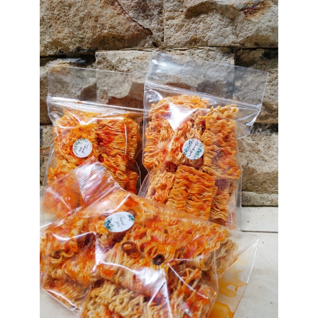 mie kremes pedas