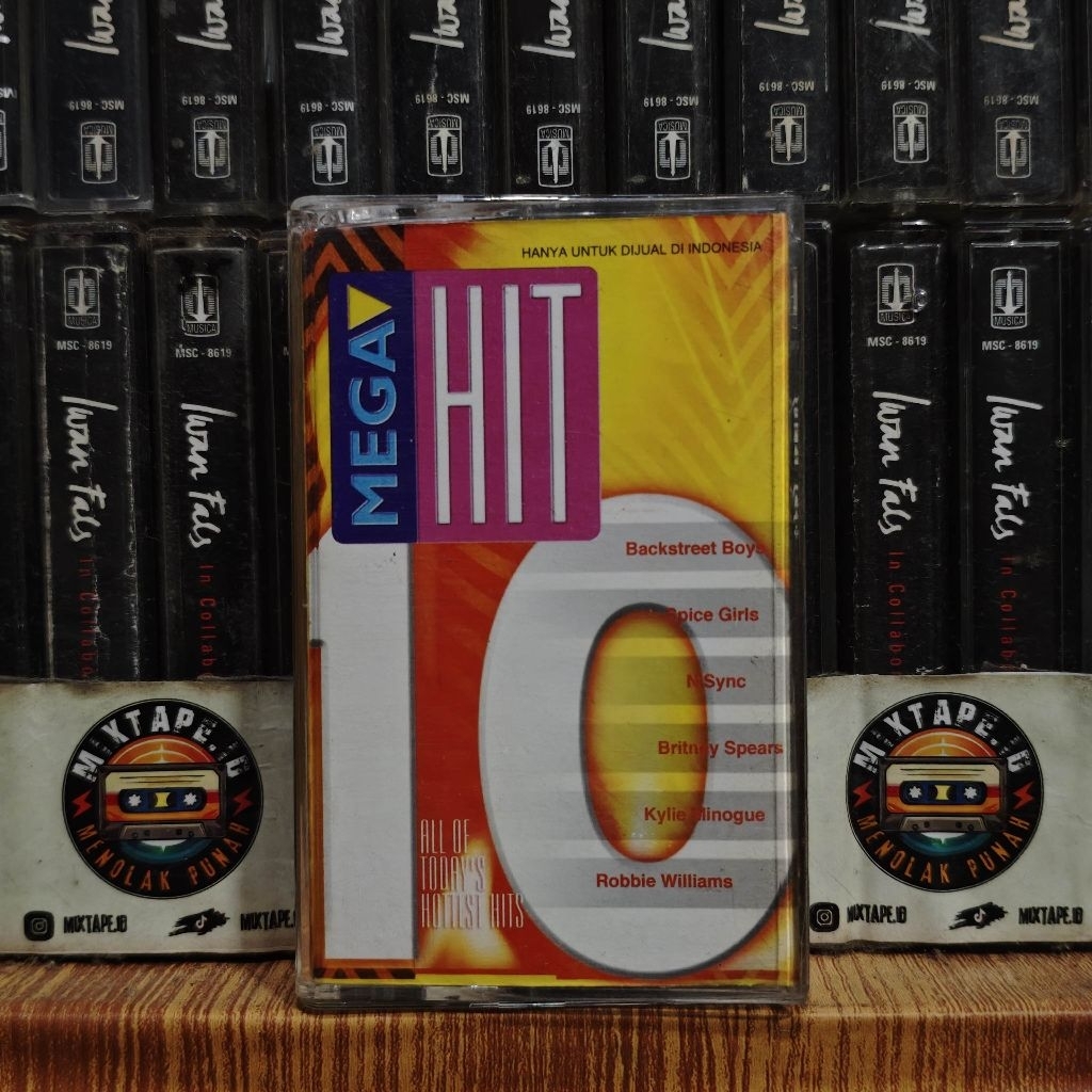Kaset - Mega Hit 10 - Kompilasi Barat - Britney Spears, Backstreet Boys, Robbie Williams, Spice Girl