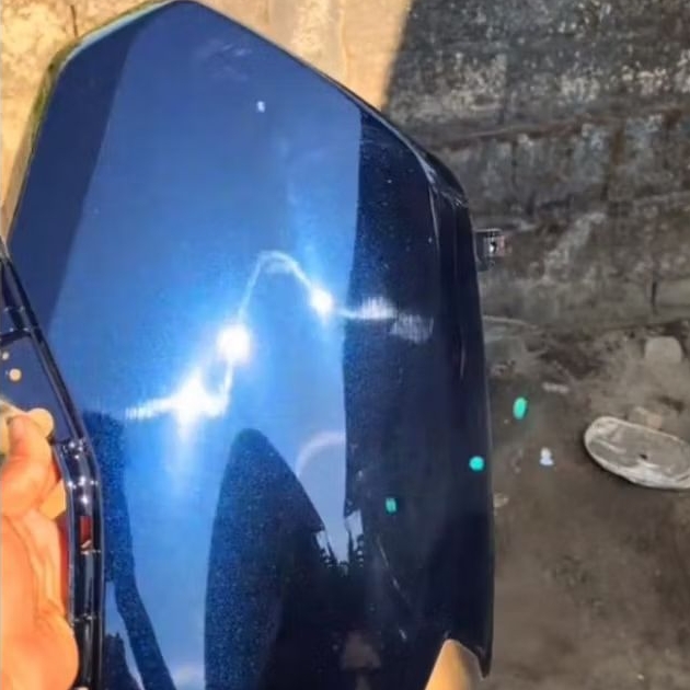 Cat PU warna BLACK BLUE METALIC.