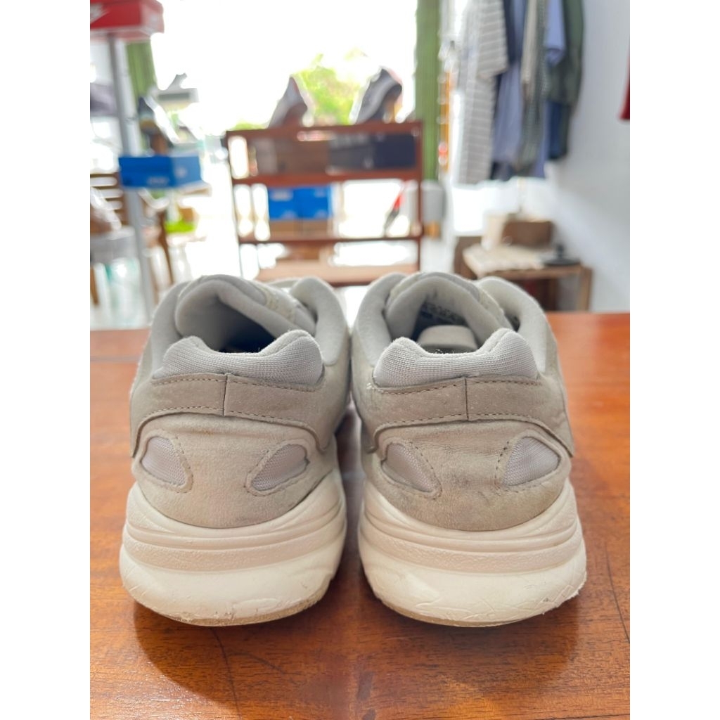 sepatu trial running