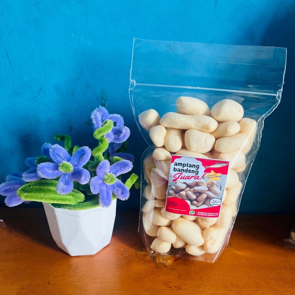 Amplang ikan bandeng