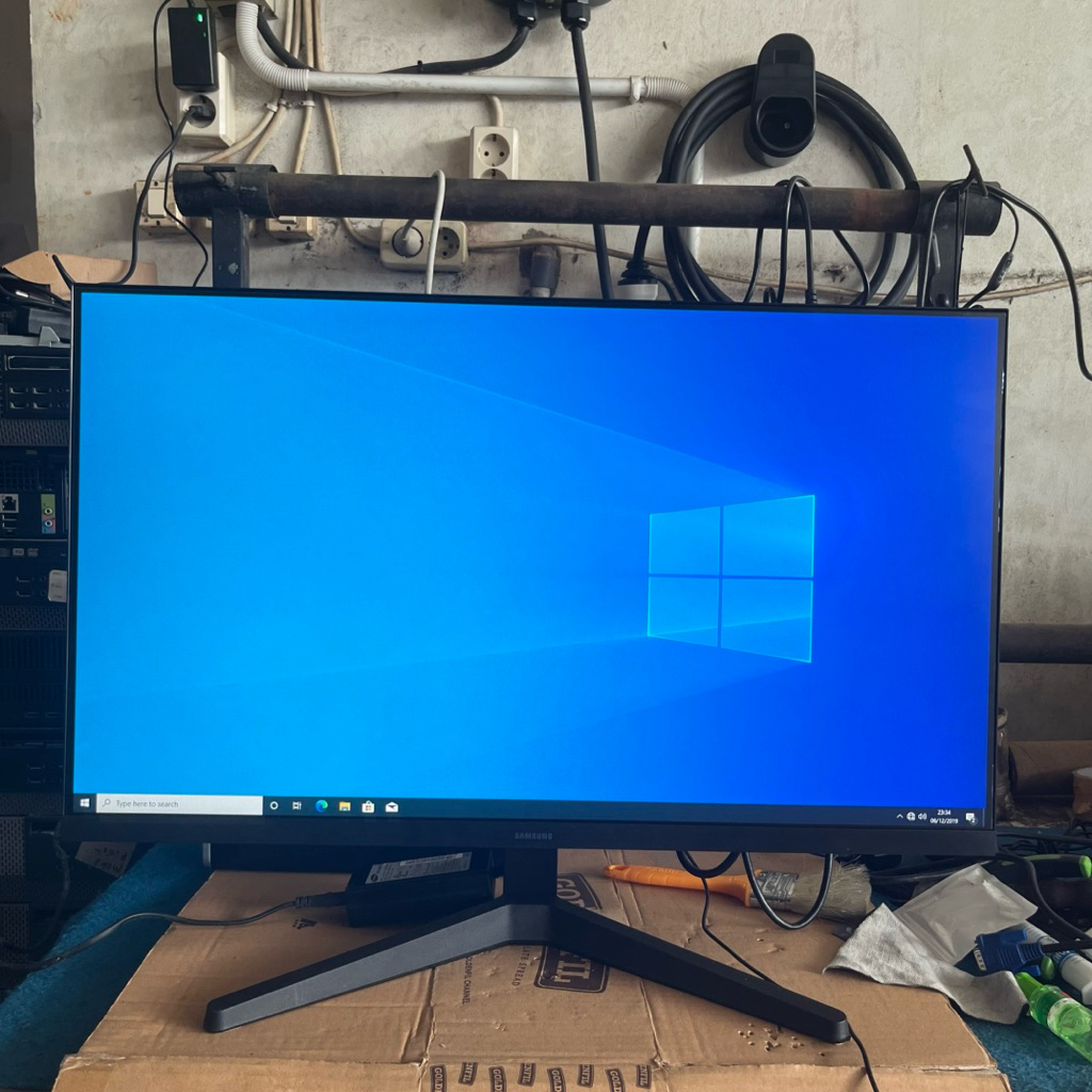 OBRAL MURAH EDISI RAMADHAN MONITOR SAMSUNG LED 27 INCH MODEL S27C310EAE 75Hz FHD IPS LENGKAP DUS SEC