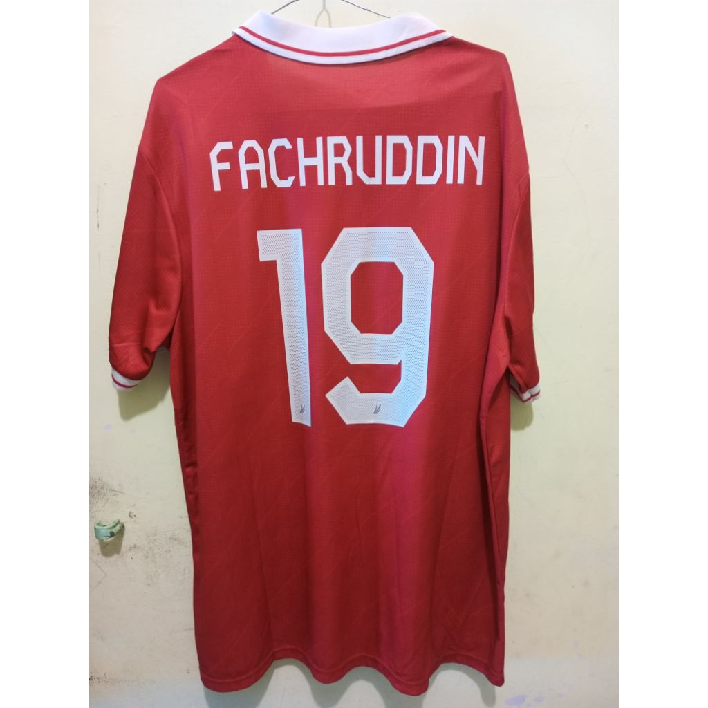Official player issue timnas home aff 2022 fullset ini size xxl aja.