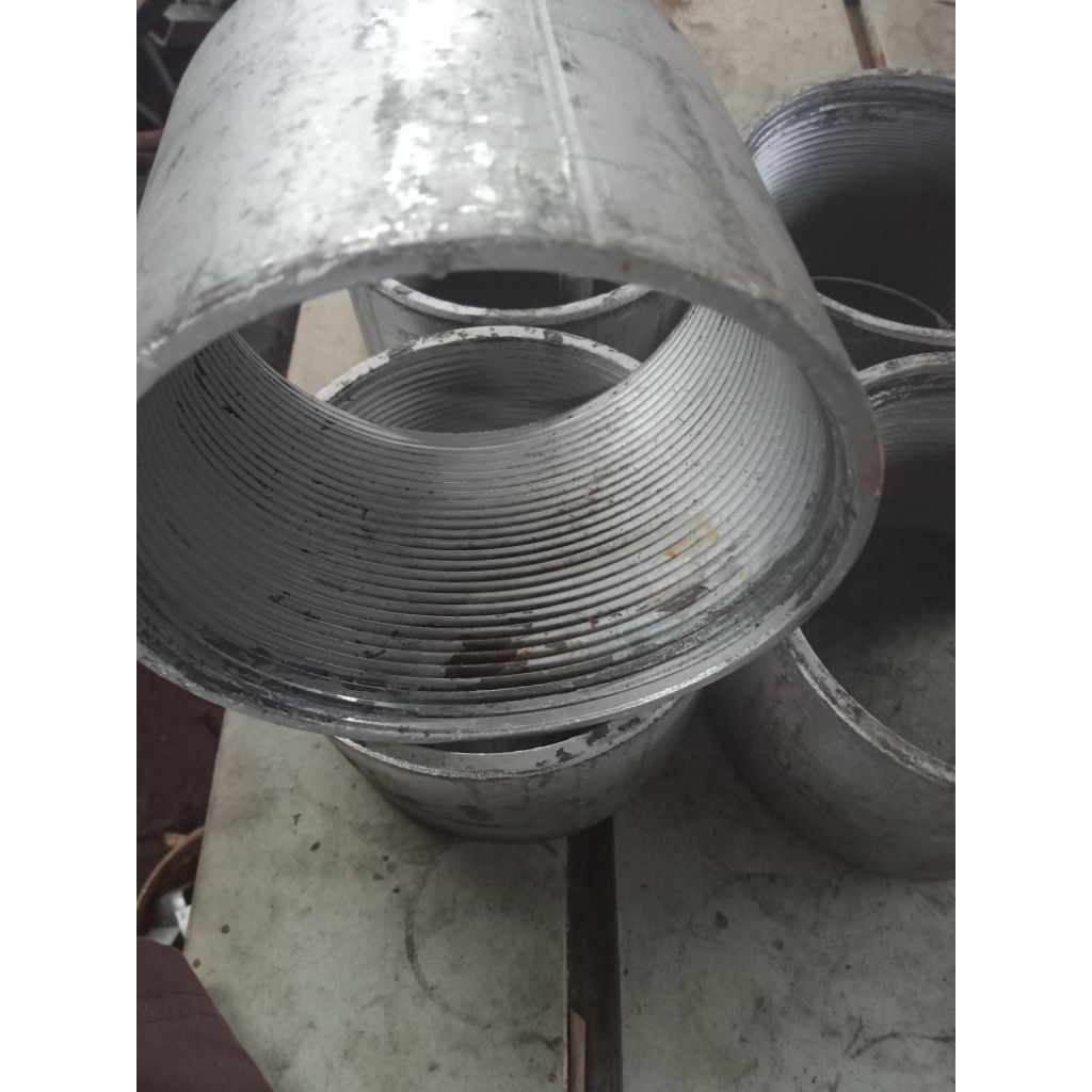 shock drat dalam pipa galvanis 4 inch bekas kondisi 90%