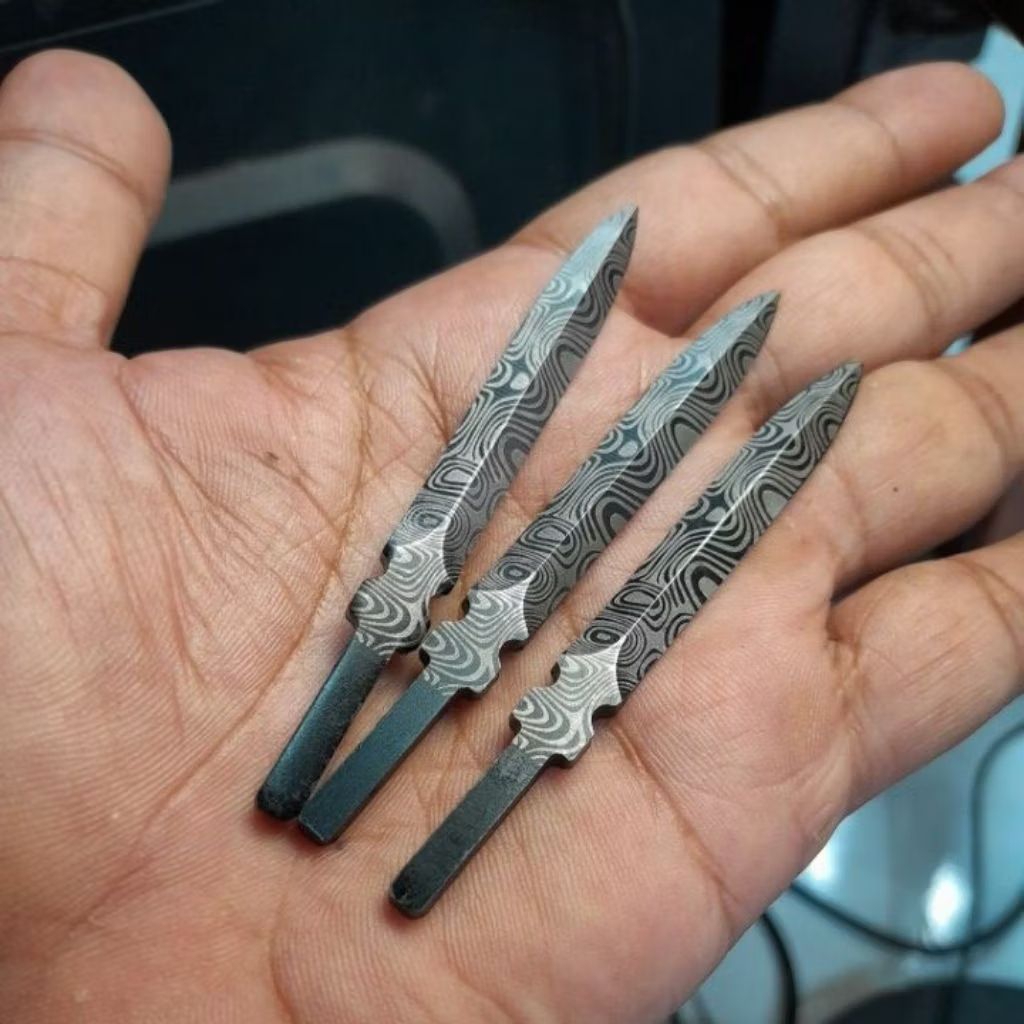 Koleksi kerajinan miniatur pedang Damaskus asli mini