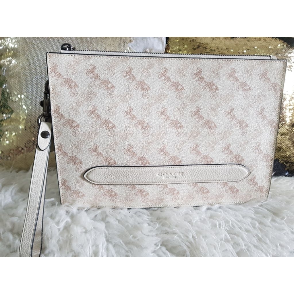 Tas Tangan, Hitch Pouch With Horse and Carriage Print - CoCh Preloved.