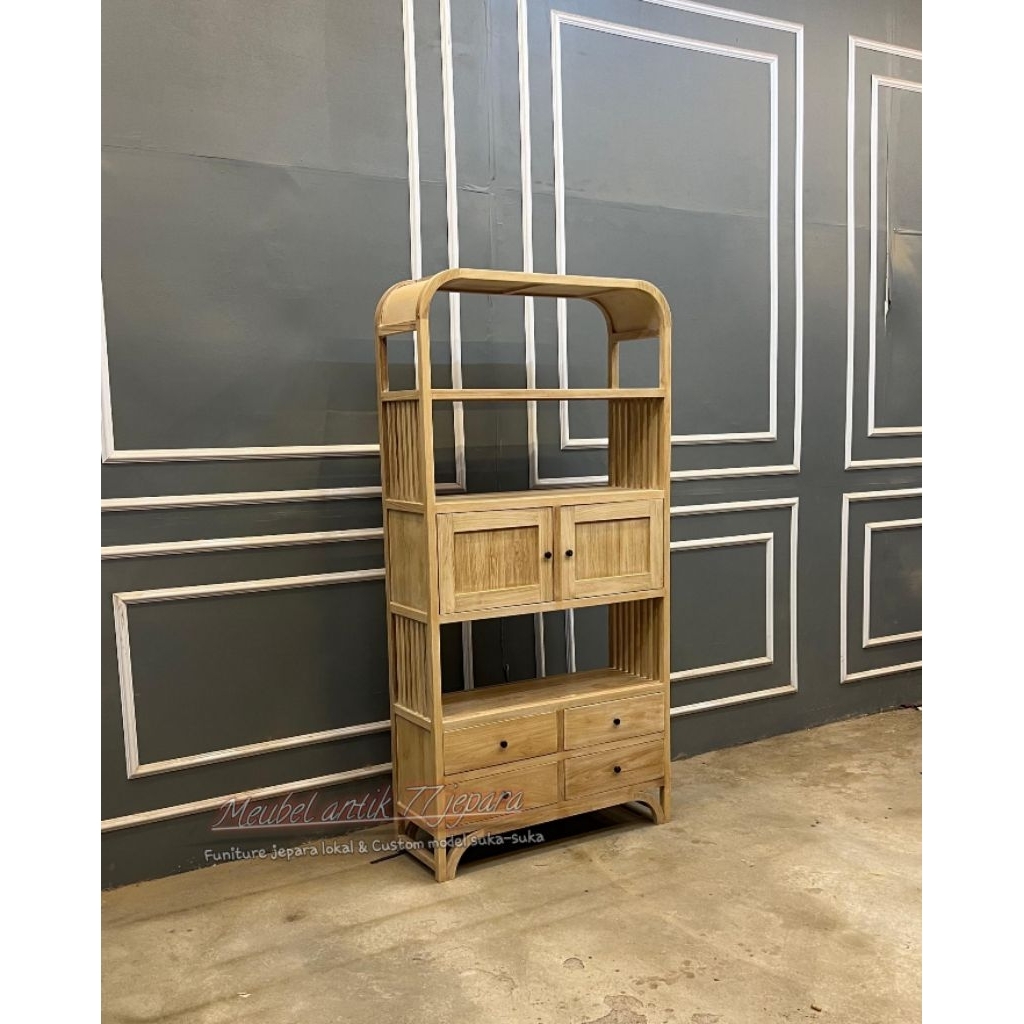 Lemari buku kayu