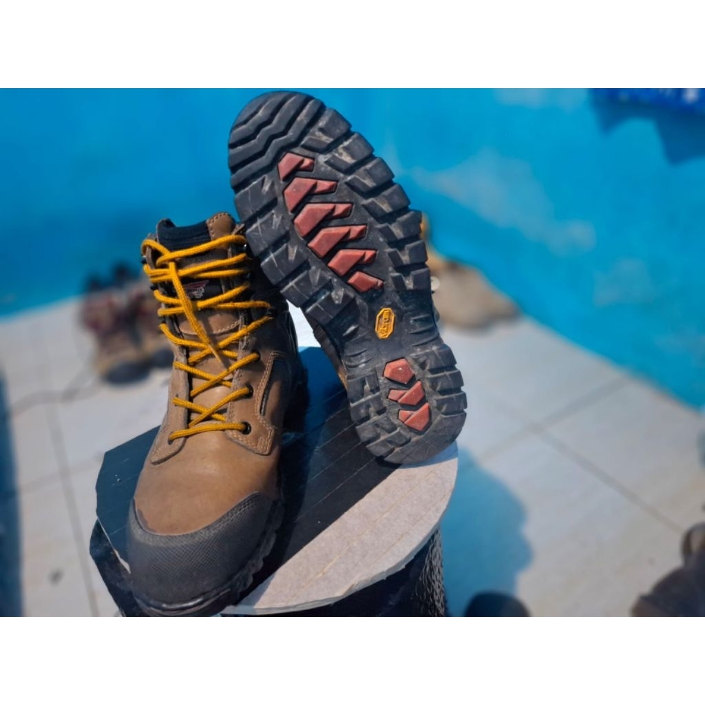 Sepatu safety boots second Redwing size 41 insol 26,5