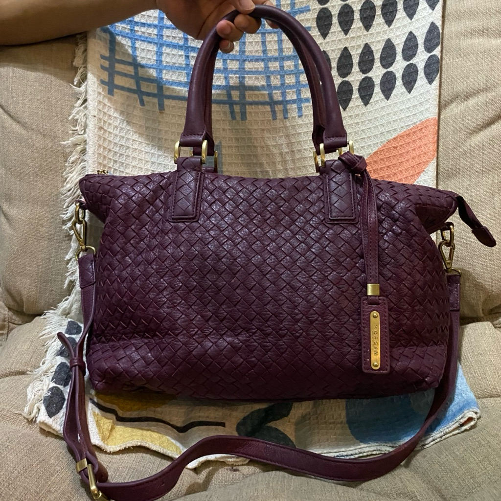 preloved tas anyam Morgan bisa di sling dan tote kulit asli warna wine