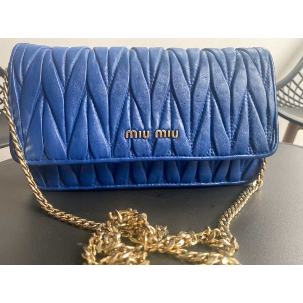 Tas Preloved, Miumiu* WOC Blue Bag.