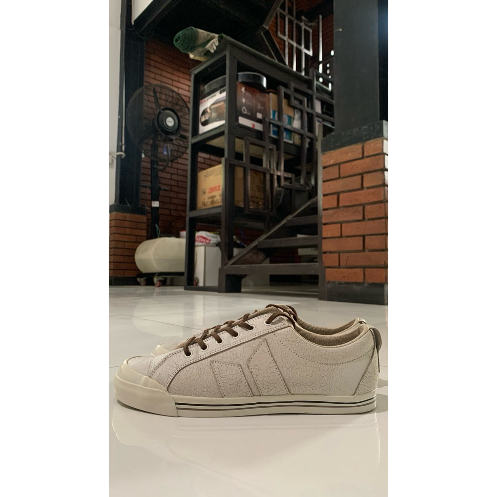 MACBETH ELIOT PREMIUM WHITE (GOLDEN SIZE - ERA TOM)