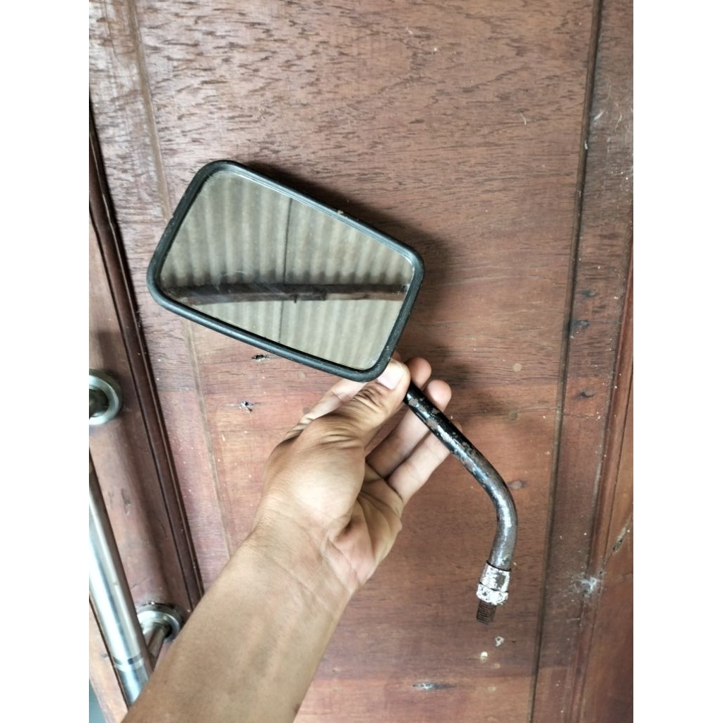 Spion kiri kawasaki binter merzy