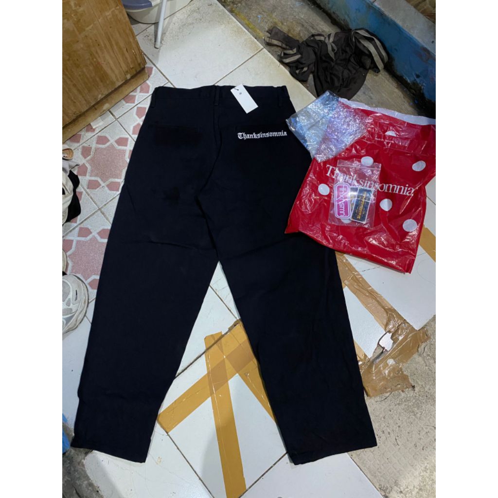 Celana Thanksinsomnia
