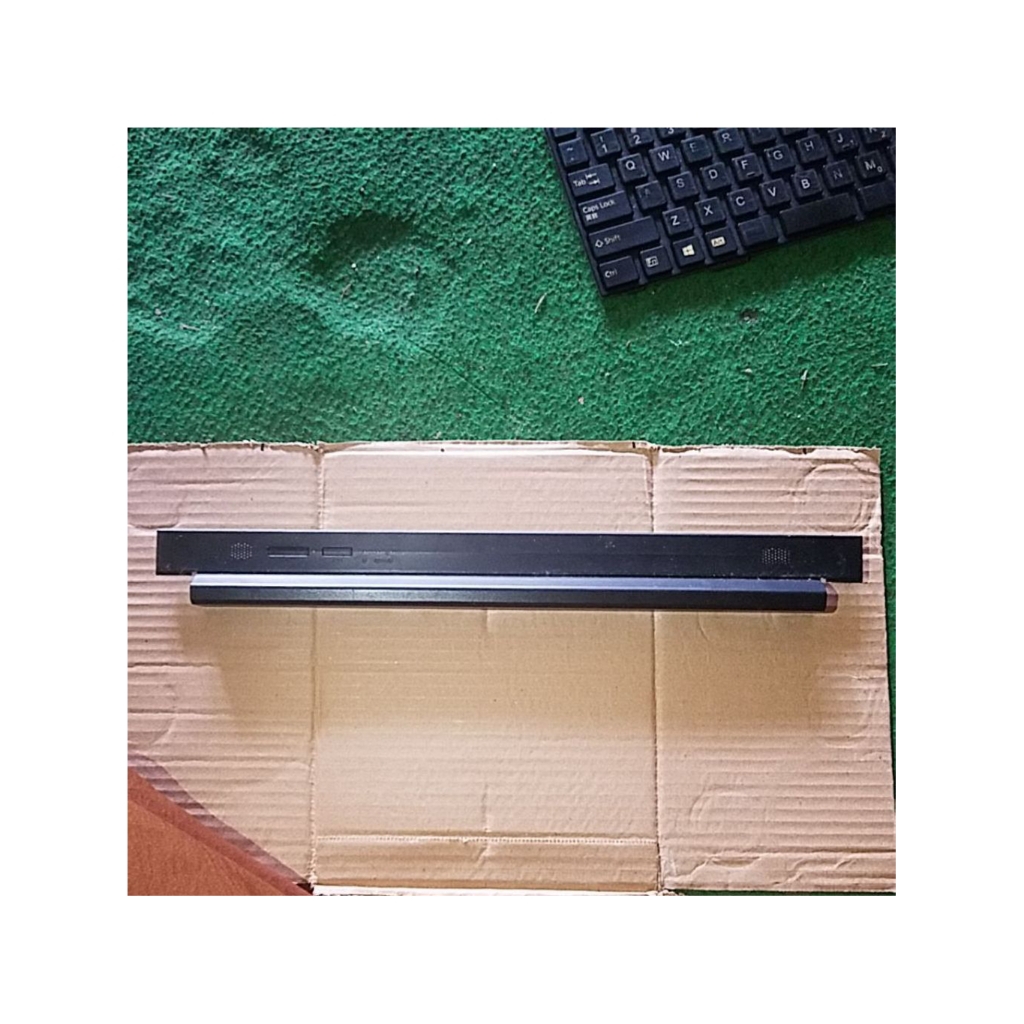 casing tutup engsel swicth power on off fujitsu lifebook a573/g original